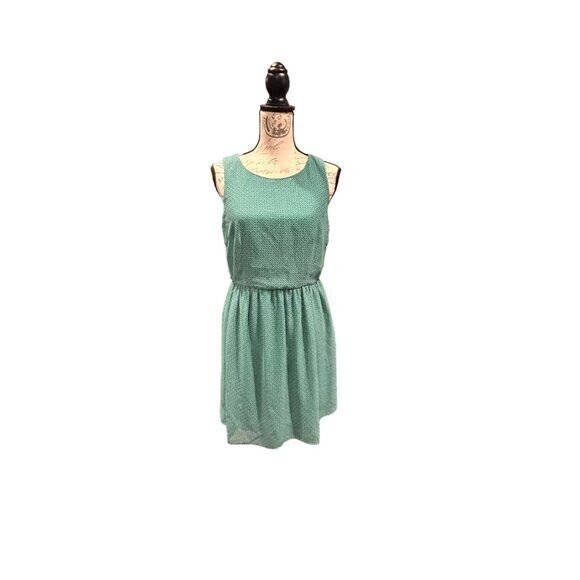 Fit and Flare Sleeveless Dress  Open Back Size Large Forever 21 Lightweight CUTE - Picture 4 of 16